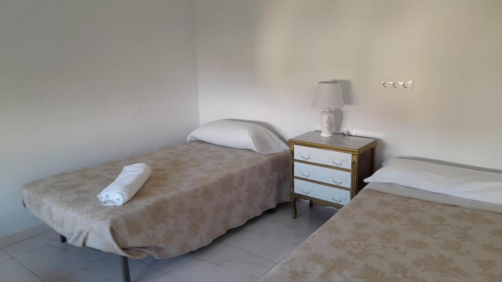 Pension Mar De Rosa Vilanova de Arousa Quarto foto
